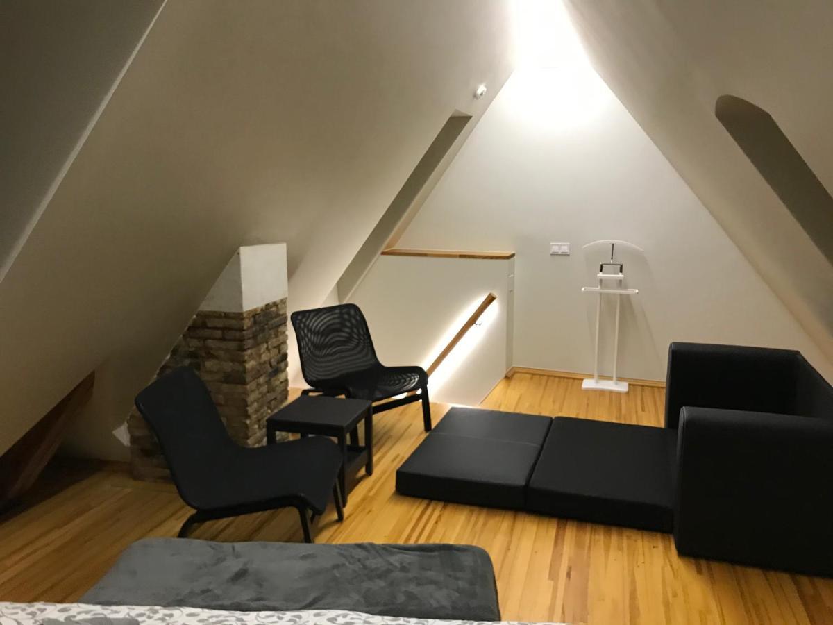 Апартаменти Doma Square Penthouse, In The Heart Of Old Town Рига Екстер'єр фото